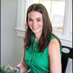 Meet your Posher, Dana